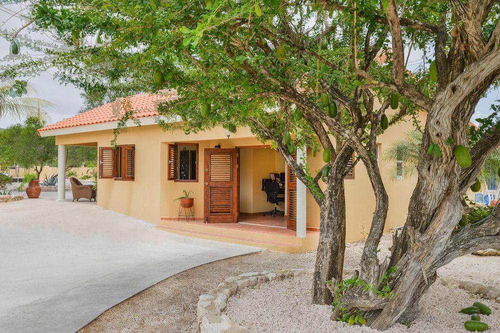 Lagun Blou Dive And Beach Resort Ngoại thất bức ảnh