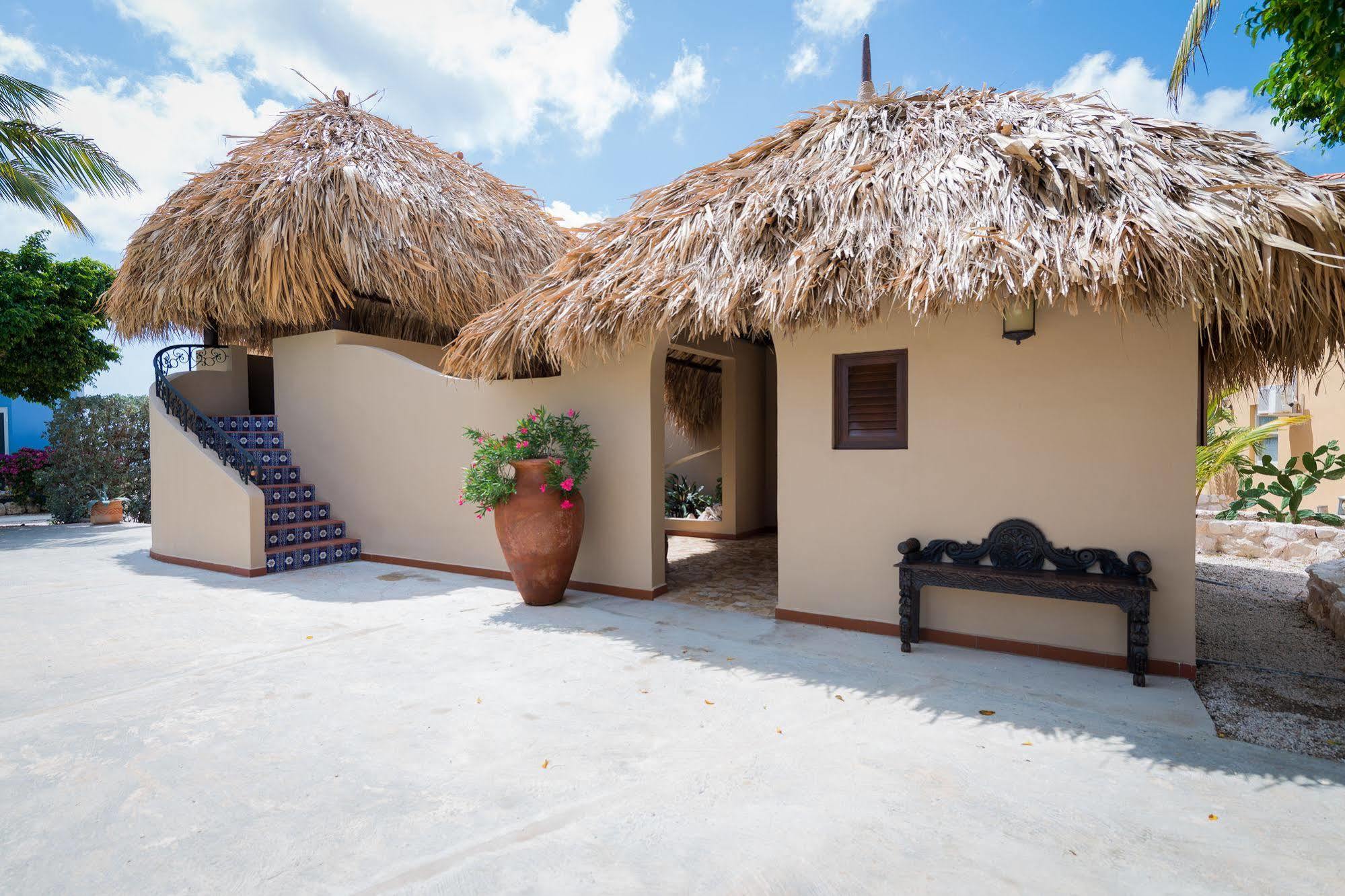 Lagun Blou Dive And Beach Resort Ngoại thất bức ảnh